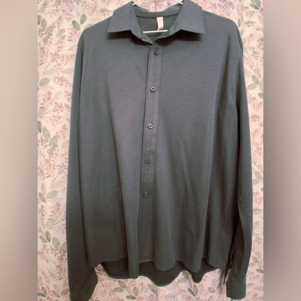 STYLUS Dark Gray Button-Up Shirt Men’s Large